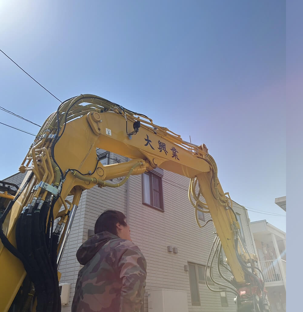 山口県の解体工事は　大興業にお任せください 確かな技術で解体工事を徹底サポート 木造・鉄骨造・ＲＣ造なんでも迅速・丁寧な施工で対応します！